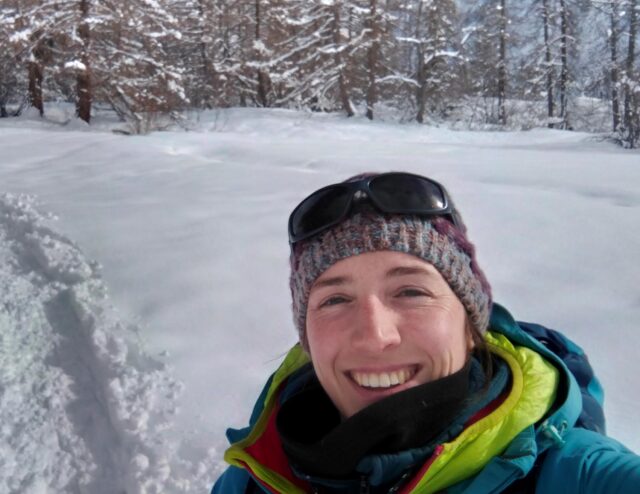Balade en raquettes guidée – découverte de la nature enneigée avec un accompagnateur en montagne